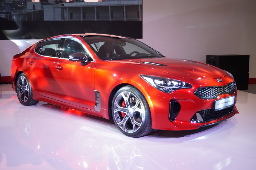 Kia stinger аренда спб